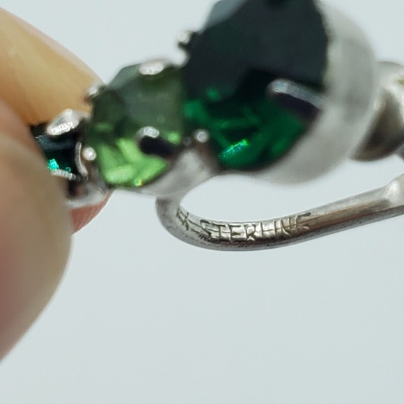 Vintage Jay Flex Sterling Earrings Green Rhinestones Screw Backs Fashion Jewelry - Picture 9 of 11